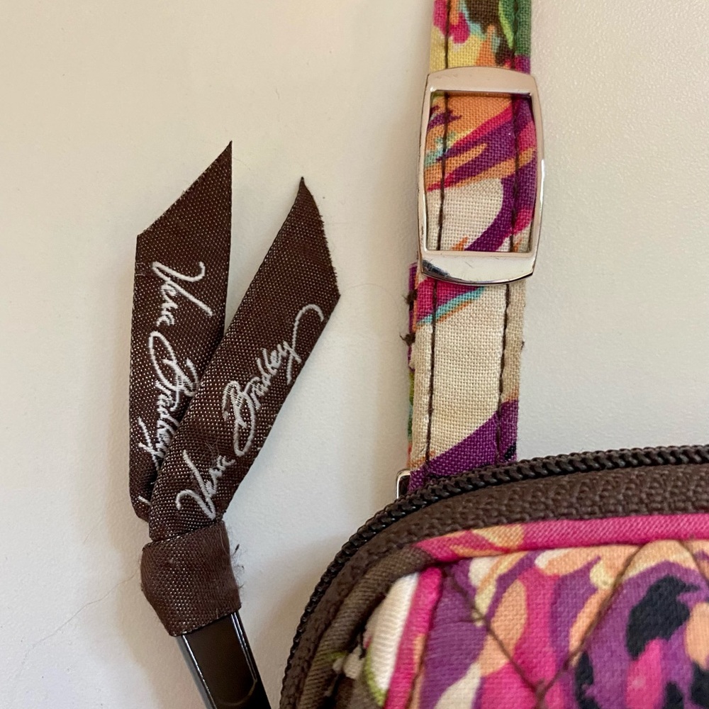 Vera Bradley - Crossbody Bag - Picture 6 of 7